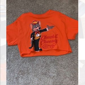 chucke cheese crop top
